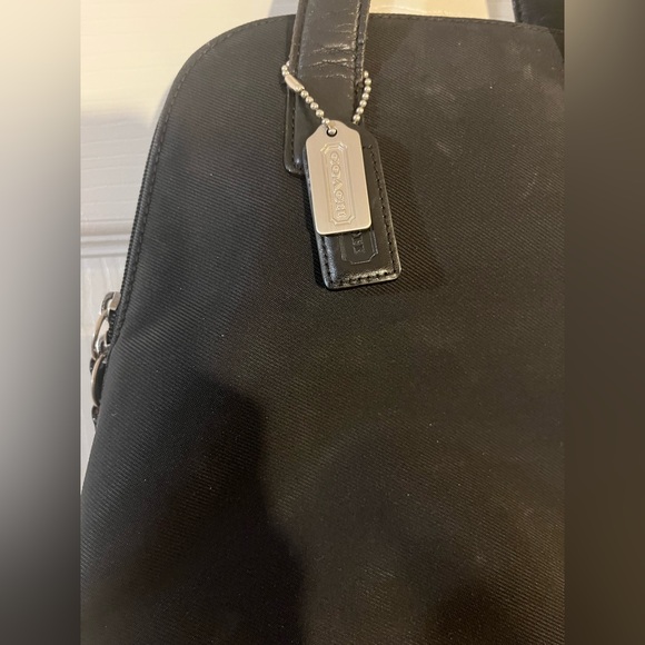 Coach Vintage Y2K Mercer Black Nylon Leather Trim Medium Zip Close Backpack - Picture 6 of 13